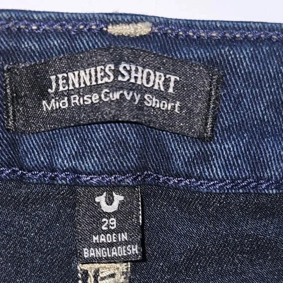 JENNIE MID RISE RAW HEM SHORT - Picture 11 of 11